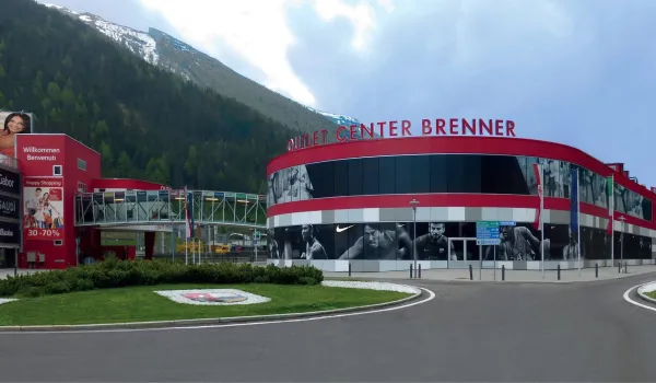 Brenner Outlet Center